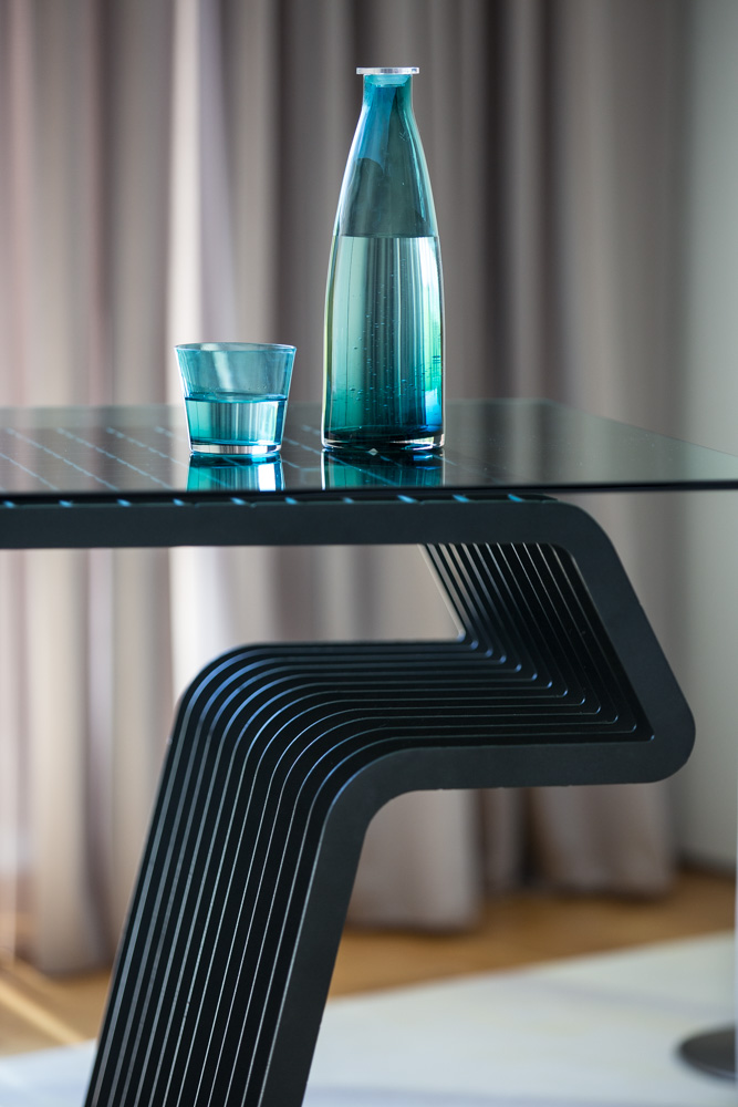 Secretária em Gradil Tridimensional